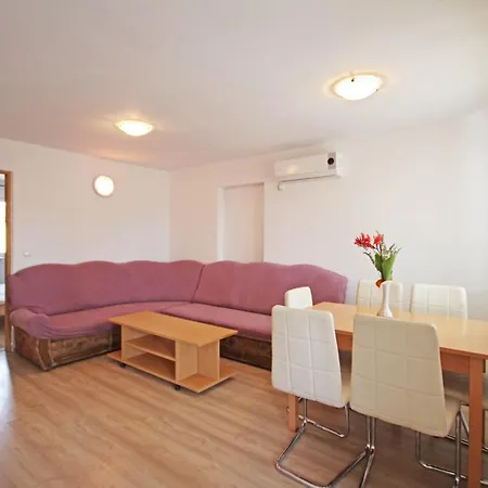 Apartamento With A Parking Space Stinjan, - 14106