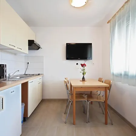 Apartamento With A Parking Space Stinjan, - 14106 *