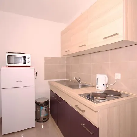 With A Parking Space Stinjan, - 14106 Apartamento Pula