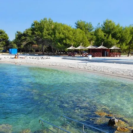 Apartamento With A Parking Space Stinjan, - 14106