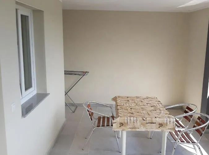 With A Parking Space Stinjan, - 14106 * Pula