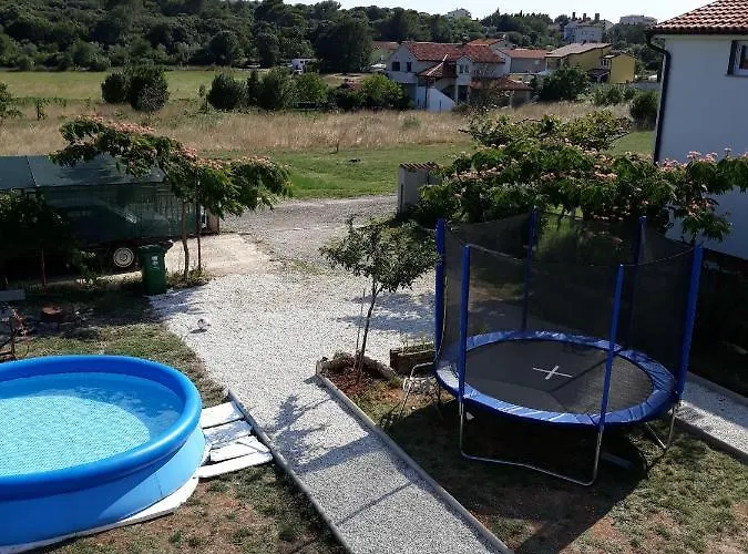 With A Parking Space Stinjan, - 14106