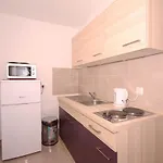 With A Parking Space Stinjan, - 14106 Apartment Pula